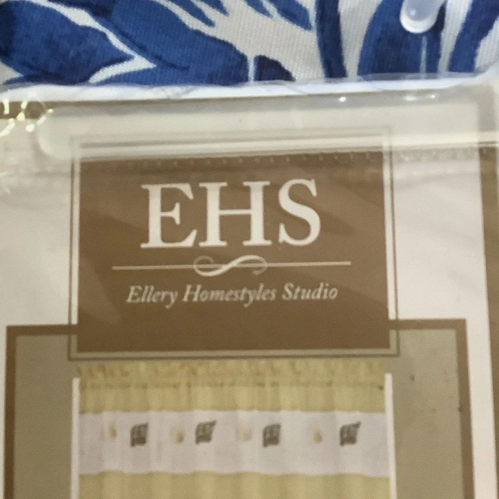 Coastal Embroidery Tier and Valance Set - Cream and‎ White